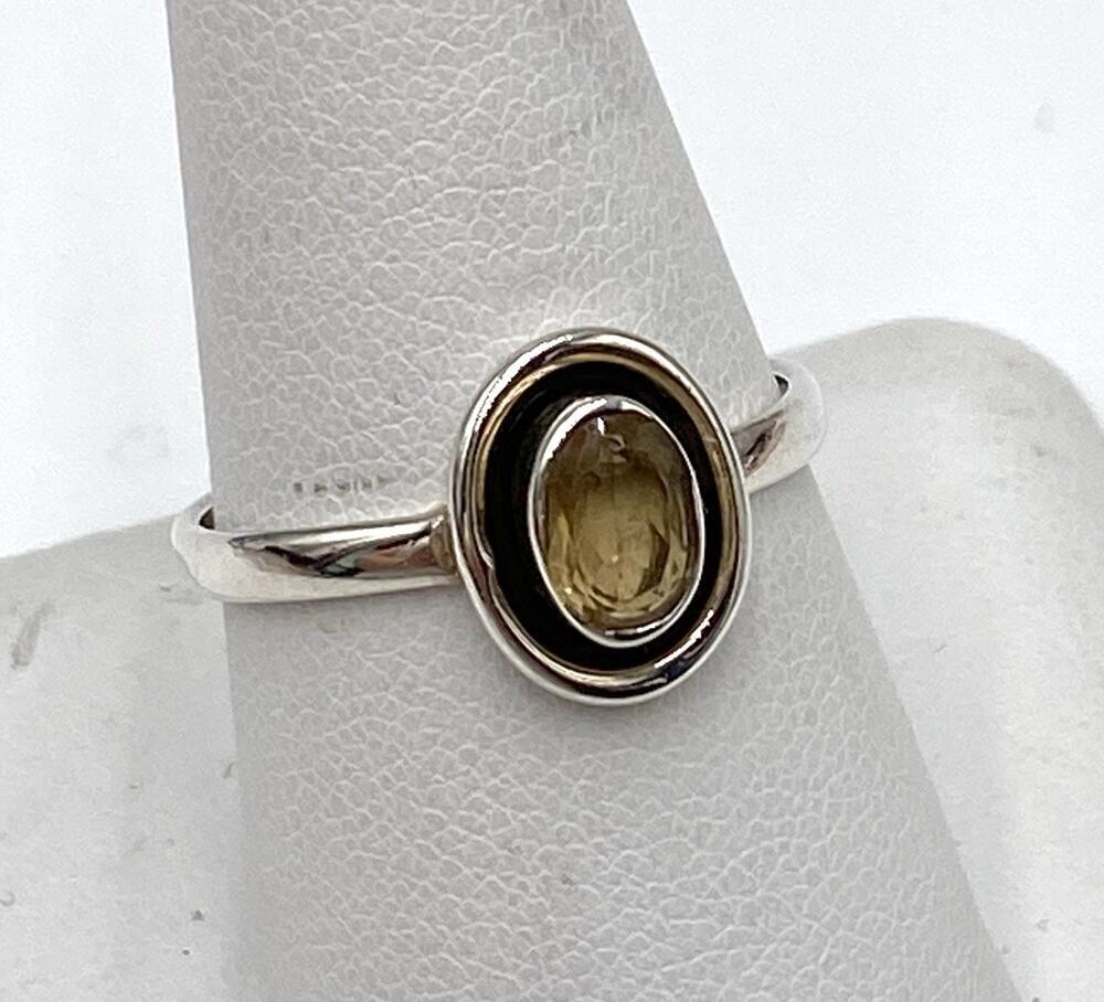 925 Sterling Silver Citrine Ring Size 9.5 Elegant